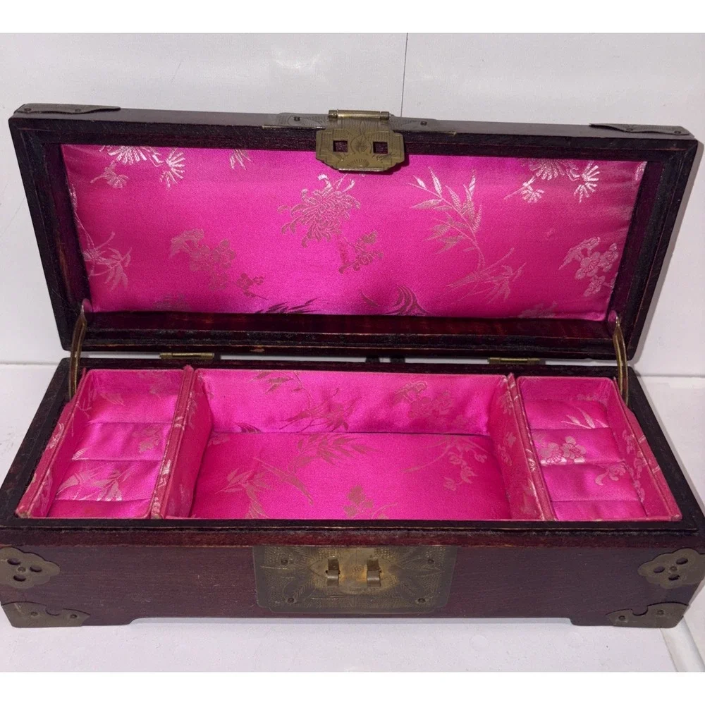 Vintage Beautiful Chinese Locking‎ Wood Jewelry Box Jade Inlay Brass Mounts - Picture 6 of 9